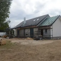 Na jakiej działce można postawić dom bez pozwolenia i uniknąć problemów?